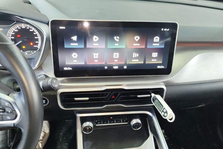 Used Geely Auto Coolray 2021 1.4T DCT Diamond Edition Audio And AC Panel