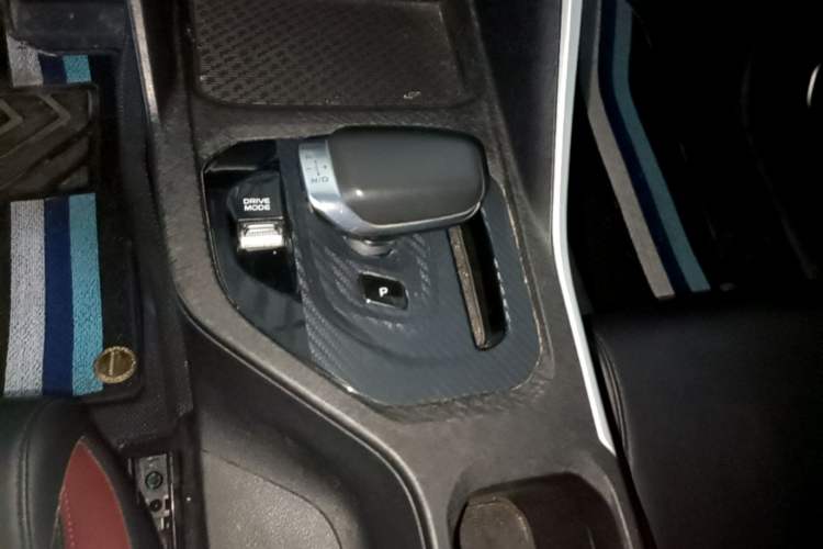 Used Geely Auto Coolray 2021 1.4T DCT Platinum Edition Gear Lever