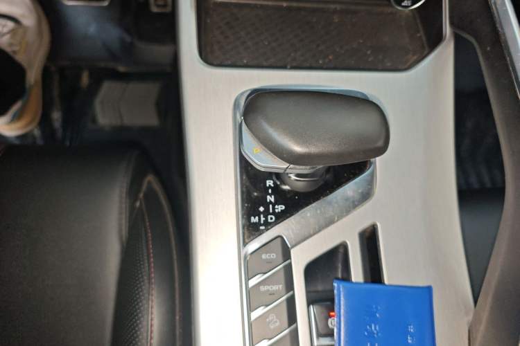 Used Geely Auto Coolray 2021 1.5TD DCT Starry Edition Gear Lever