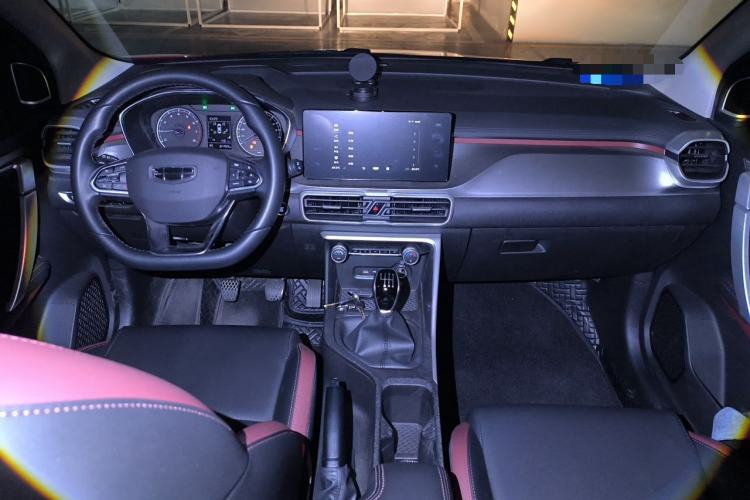 Used Geely Auto Coolray 2021 1.4T Manual Gold Edition Interior 2