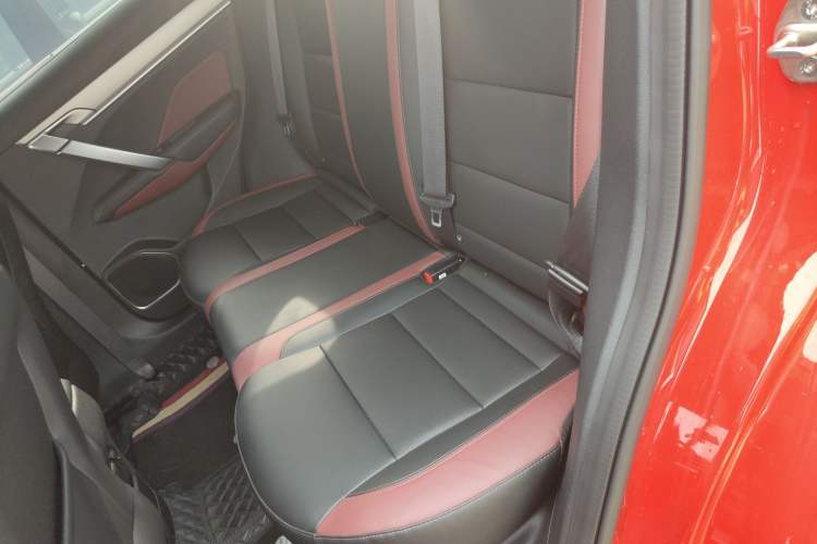 Used Geely Auto Coolray 2021 1.4T DCT Platinum Edition Interior 4