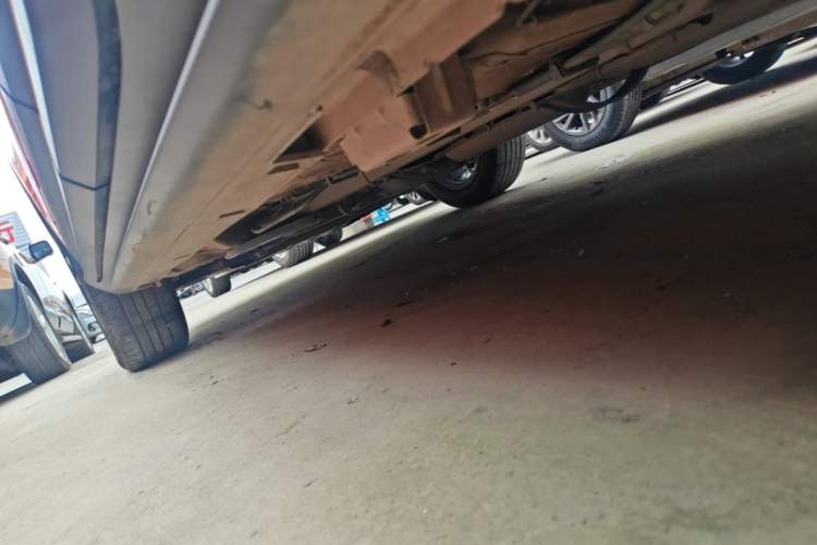 Used Geely Auto Coolray 2021 1.4T Manual Gold Edition Left Side Sill