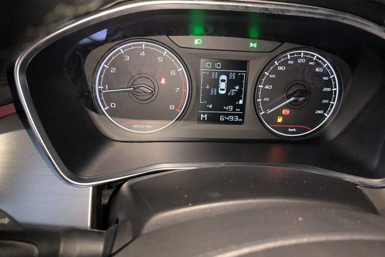 Used Geely Auto Coolray 2021 1.4T Manual Gold Edition Odometer Close Up