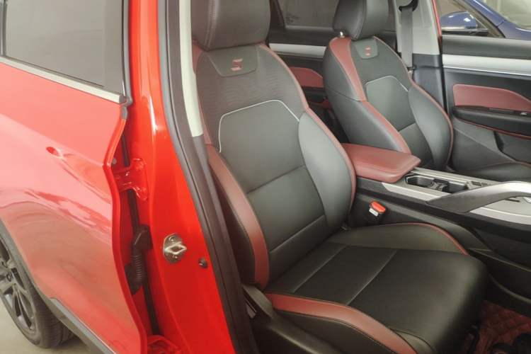 Used Geely Auto Coolray 2021 1.4T DCT Diamond Edition Right Front Seat
