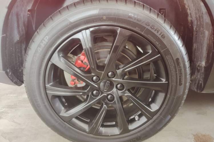 Used Geely Auto Coolray 2021 1.4T DCT Diamond Edition Right Rear Wheel Hub