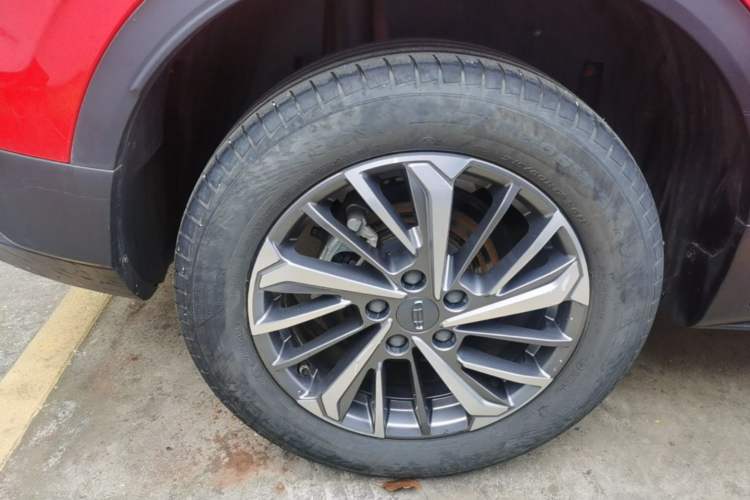 Used Geely Auto Coolray 2021 1.4T DCT Platinum Edition Right Rear Wheel Hub
