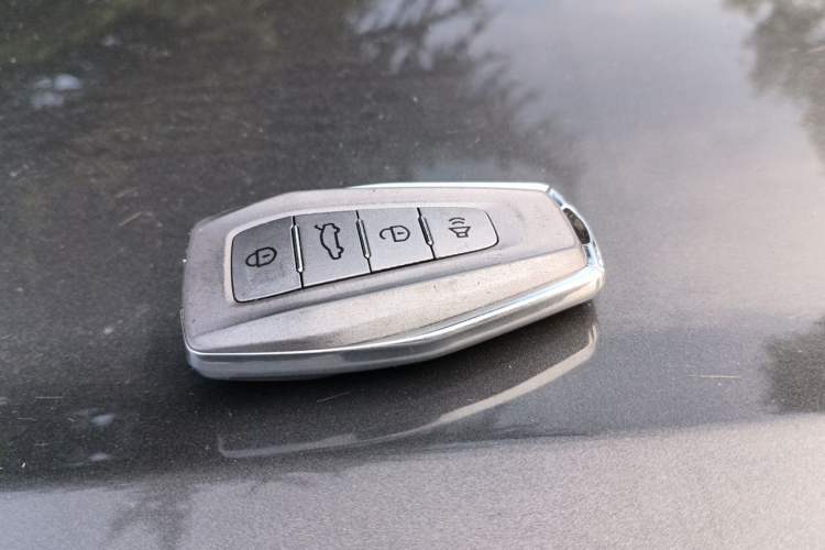 Used Geely Auto Coolray 2021 1.4T Manual Gold Edition Vehicle Key
