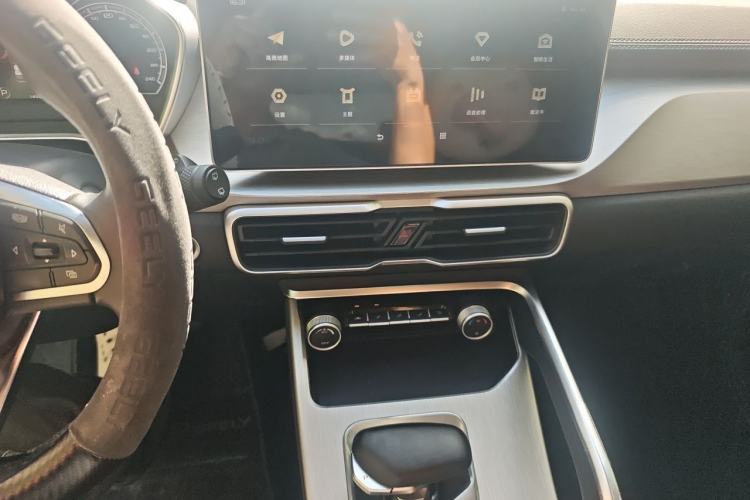 Used Geely Auto Coolray 2021 1.4T DCT Diamond Edition Audio And AC Panel