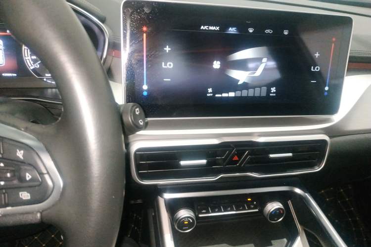 Used Geely Auto Coolray 2021 1.4T DCT Diamond Edition Audio And AC Panel