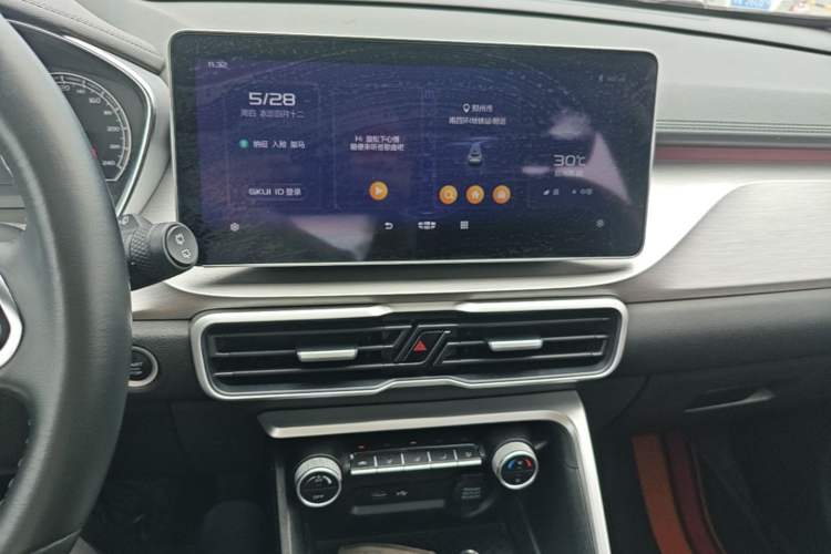 Used Geely Auto Coolray 2021 1.4T DCT Platinum Edition Audio And AC Panel