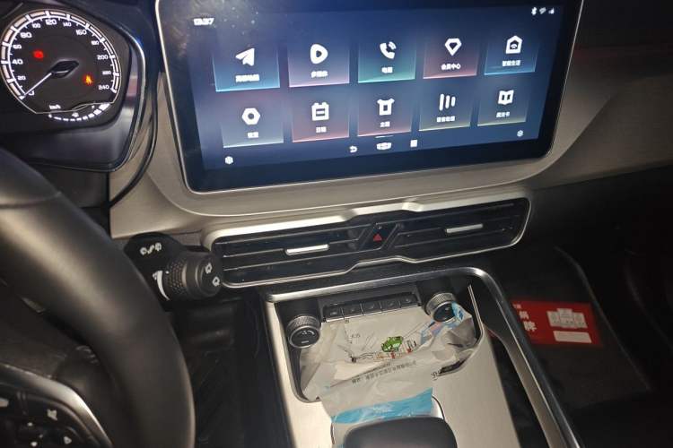 Used Geely Auto Coolray 2021 1.4T DCT Diamond Edition Audio And AC Panel