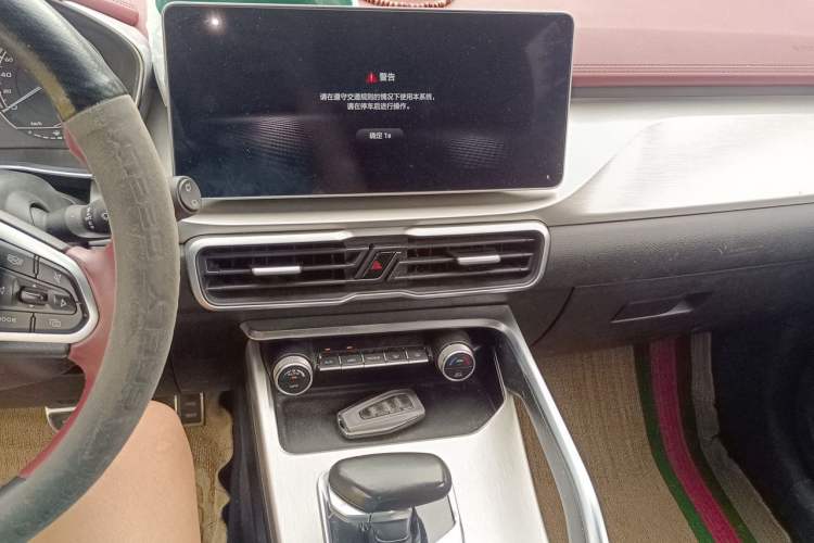 Used Geely Auto Coolray 2021 1.5TD DCT Starry Edition Audio And AC Panel