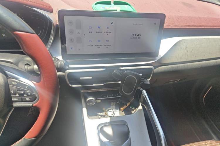 Used Geely Auto Coolray 2021 1.5TD DCT Glory Edition Audio And AC Panel