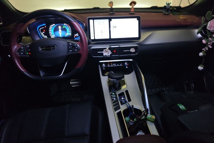 Used Geely Auto Coolray 2021 1.5TD DCT Glory Edition Center Console