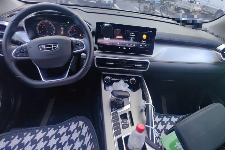 Used Geely Auto Coolray 2021 1.4T DCT Diamond Edition Center Console