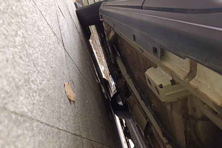 Used Geely Auto Coolray 2021 1.4T DCT Diamond Edition Chassis Rear Left