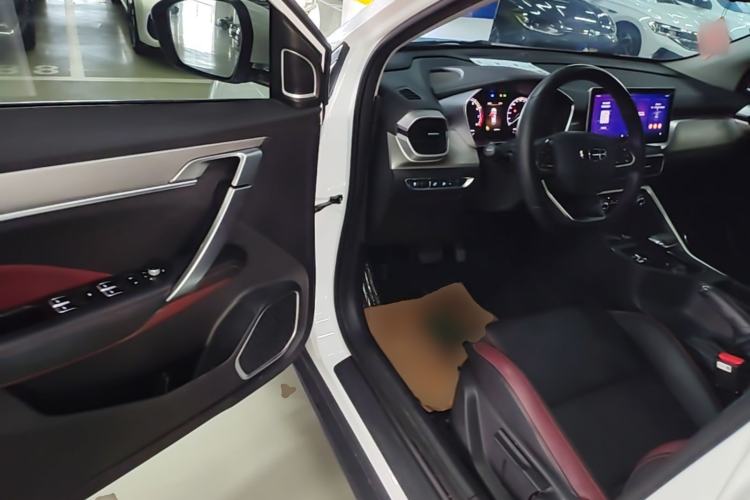 Used Geely Auto Coolray 2021 1.4T DCT Platinum Edition Driver Seat