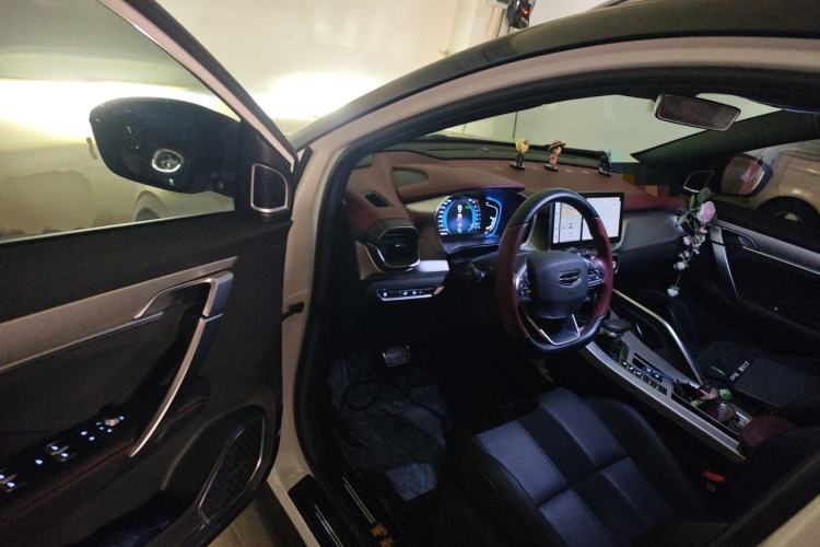 Used Geely Auto Coolray 2021 1.5TD DCT Glory Edition Driver Seat