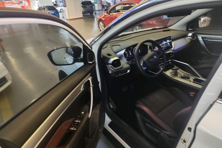 Used Geely Auto Coolray 2021 1.4T DCT Diamond Edition Driver Seat