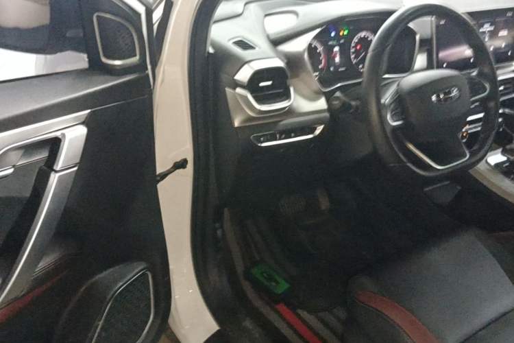 Used Geely Auto Coolray 2021 1.4T DCT Diamond Edition Driver Seat