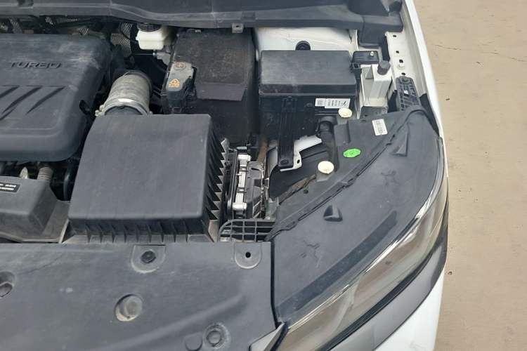 Used Geely Auto Coolray 2021 1.4T DCT Diamond Edition Engine Bay Left