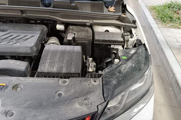 Used Geely Auto Coolray 2021 1.4T DCT Diamond Edition Engine Bay Left