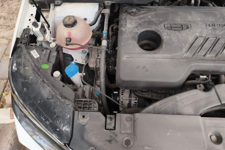 Used Geely Auto Coolray 2021 1.4T DCT Platinum Edition Engine Bay Right
