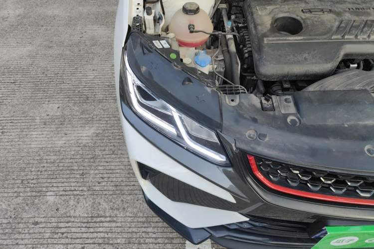 Used Geely Auto Coolray 2021 1.4T DCT Platinum Edition Engine Bay Right