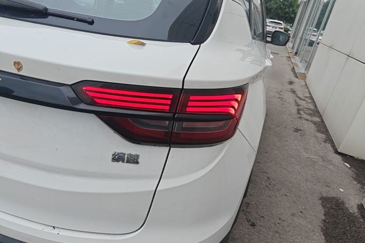 Used Geely Auto Coolray 2021 1.4T DCT Diamond Edition Exterior 3