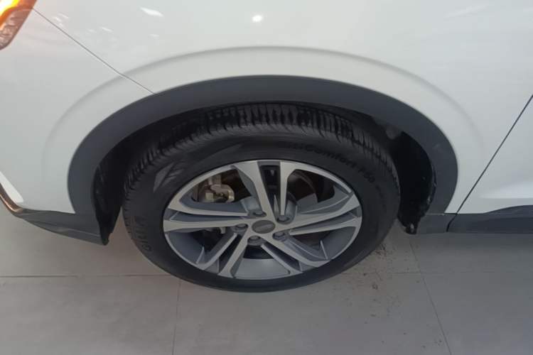 Used Geely Auto Coolray 2021 1.4T DCT Diamond Edition Exterior 4
