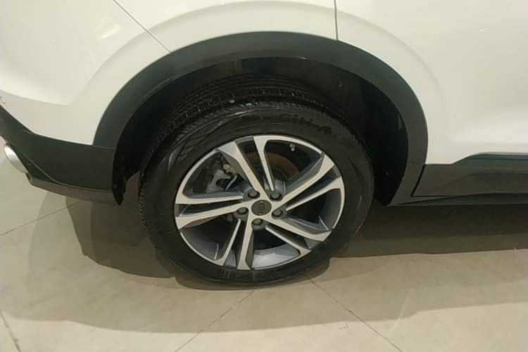 Used Geely Auto Coolray 2021 1.4T DCT Diamond Edition Exterior 5