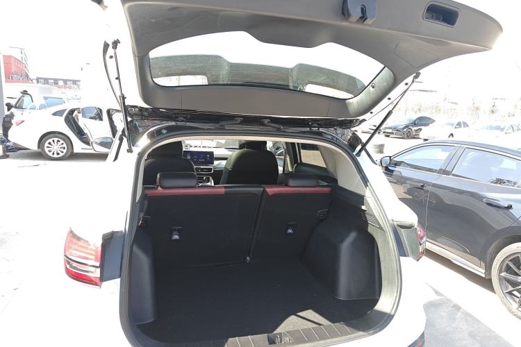 Used Geely Auto Coolray 2021 1.4T DCT Diamond Edition Exterior 5