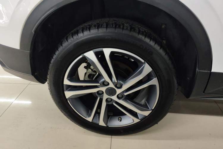 Used Geely Auto Coolray 2021 1.4T DCT Diamond Edition Exterior 8