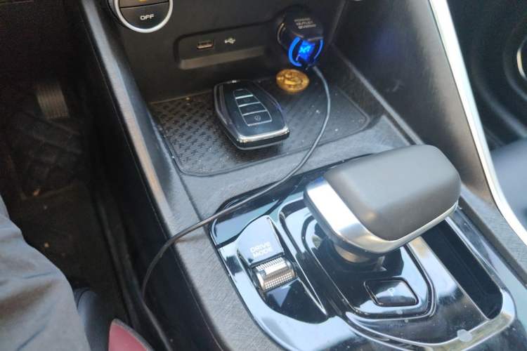 Used Geely Auto Coolray 2021 1.4T DCT Platinum Edition Gear Lever
