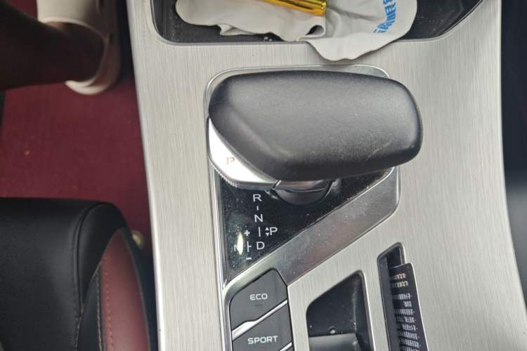 Used Geely Auto Coolray 2021 1.4T DCT Diamond Edition Gear Lever