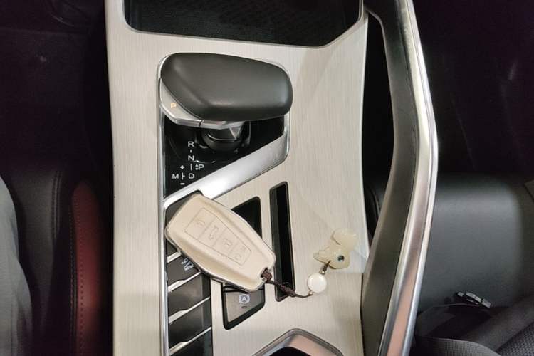 Used Geely Auto Coolray 2021 1.4T DCT Diamond Edition Gear Lever