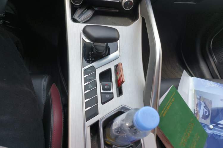 Used Geely Auto Coolray 2021 1.4T DCT Diamond Edition Gear Lever