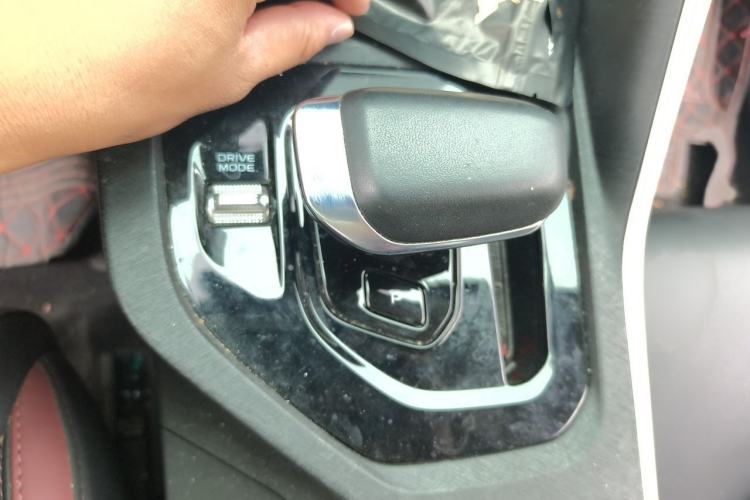 Used Geely Auto Coolray 2021 1.4T DCT Platinum Edition Gear Lever