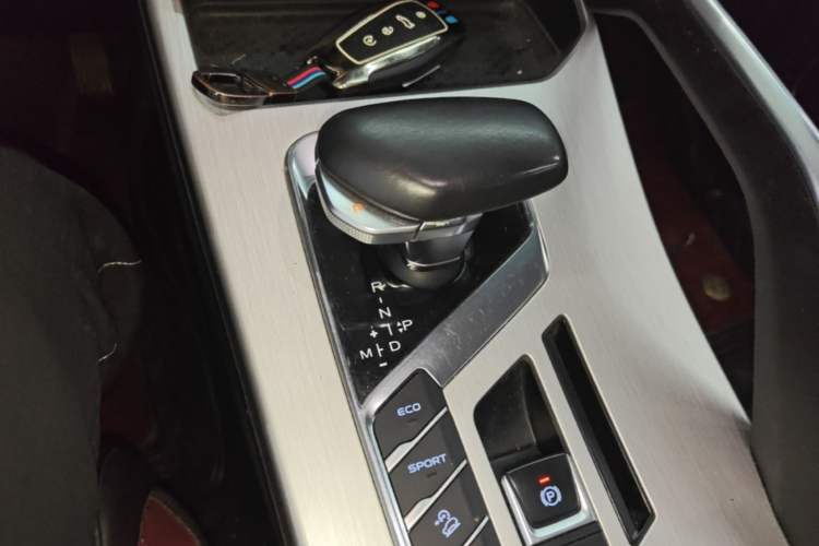Used Geely Auto Coolray 2021 1.4T DCT Diamond Edition Gear Lever