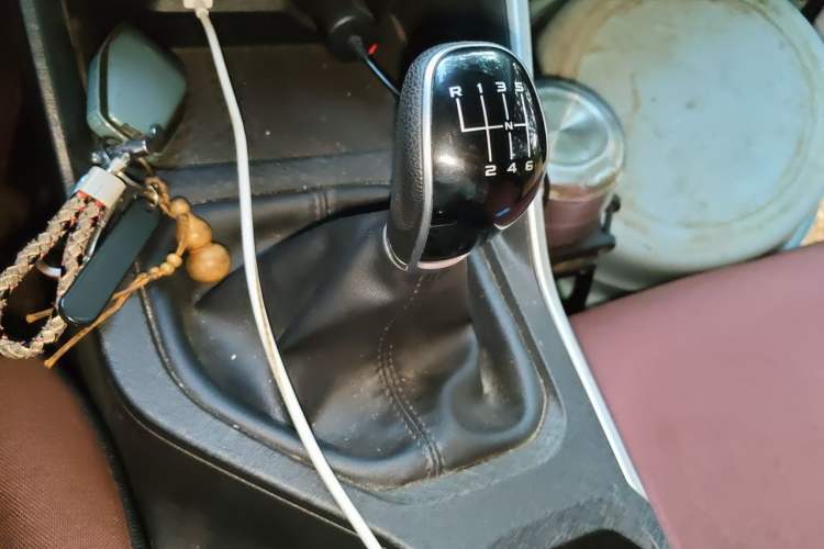 Used Geely Auto Coolray 2021 1.4T Manual Gold Edition Gear Lever