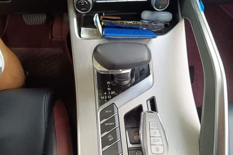 Used Geely Auto Coolray 2021 1.4T DCT Diamond Edition Gear Lever