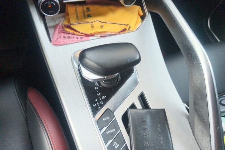 Used Geely Auto Coolray 2021 1.4T DCT Diamond Edition Gear Lever