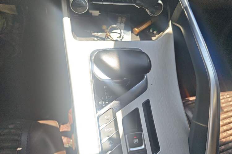 Used Geely Auto Coolray 2021 1.5TD DCT Glory Edition Gear Lever