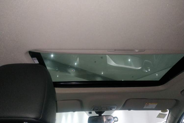 Used Geely Auto Coolray 2021 1.4T DCT Diamond Edition Headliner