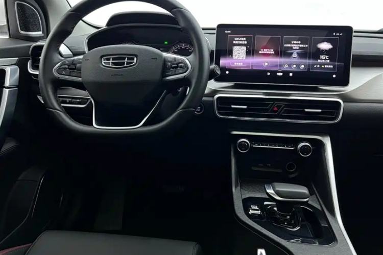 Used Geely Auto Coolray 2021 1.4T DCT Platinum Edition Interior 1