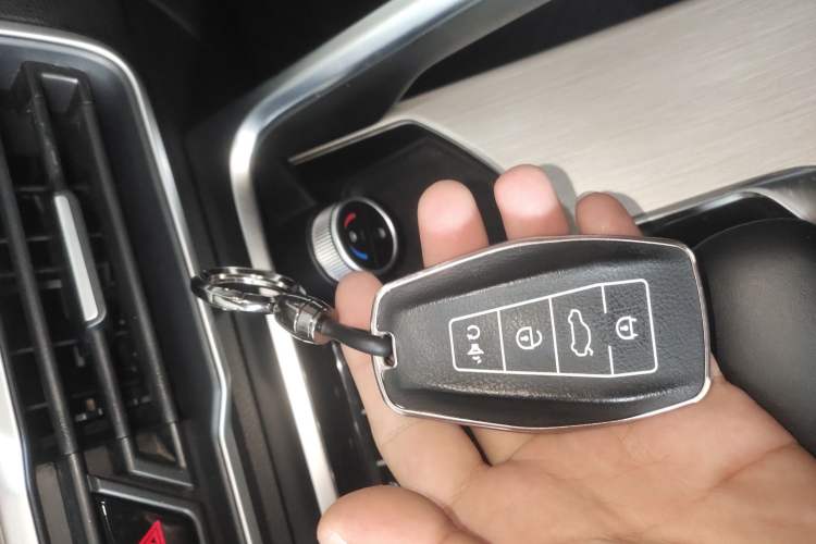 Used Geely Auto Coolray 2021 1.4T DCT Diamond Edition Interior 1