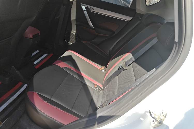 Used Geely Auto Coolray 2021 1.4T DCT Diamond Edition Interior 1