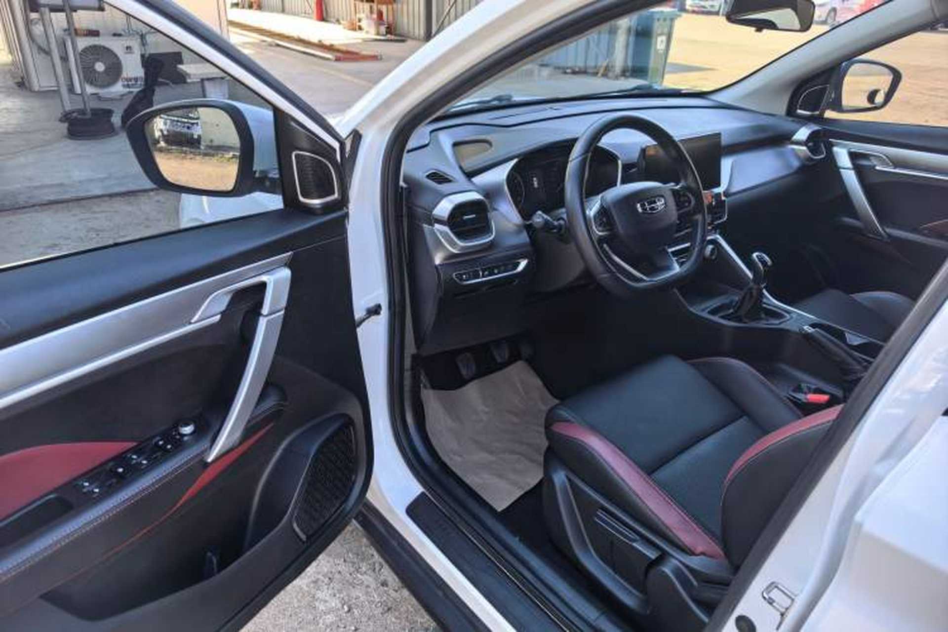 Used Geely Auto Coolray 2021 1.4T Manual Gold Edition Interior 10