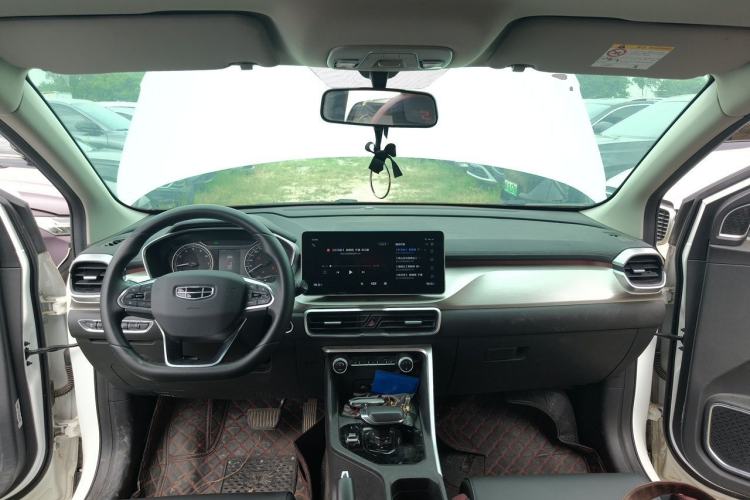Used Geely Auto Coolray 2021 1.4T DCT Platinum Edition Interior 2