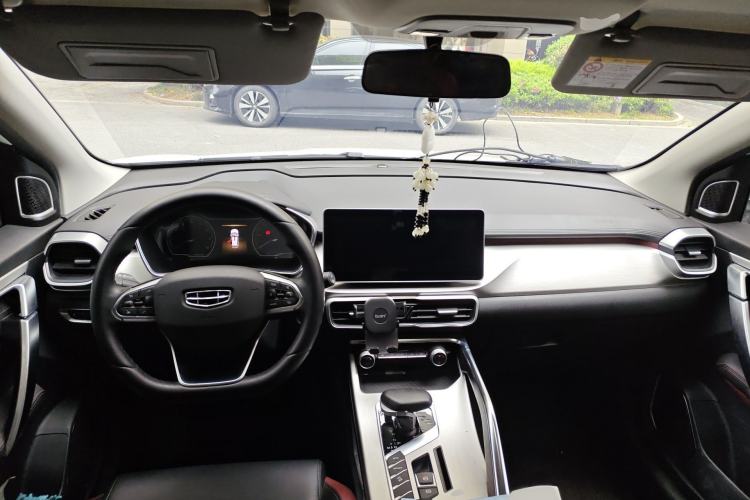 Used Geely Auto Coolray 2021 1.4T DCT Diamond Edition Interior 2